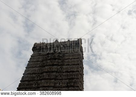 Murdeshwar Temple Rajagopuram Entrance With Flat Sky Image Is Take At Murdeshwar Karnataka India At 