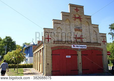Putgarten, Deutschland, Germany\n12.08.2020\nbuilding Of The Voluntary Fire Brigade Of The Putgarten