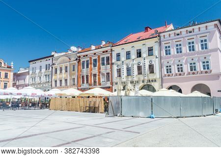 Tarnow, Poland - June 13, 2020: Buildings On Market Square In Old Town Of Tornow.