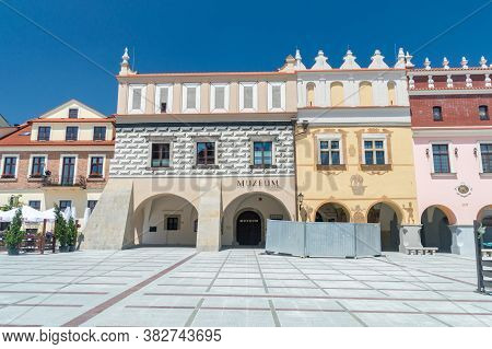 Tarnow, Poland - June 13, 2020: Museum Market Square In Old Town Of Tornow.