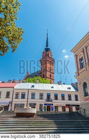 Tarnow, Poland - June 13, 2020: View In Old Town Of Tarnow With Tower Of Cathedral Basilica Of The N
