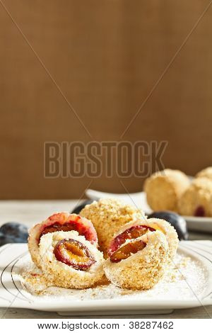 Švestkové knedlíky