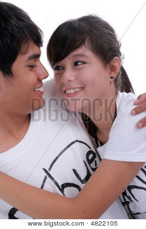Asyalı Genç çiftin fotoğrafı