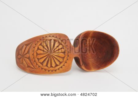 La cuchara de madera antigua