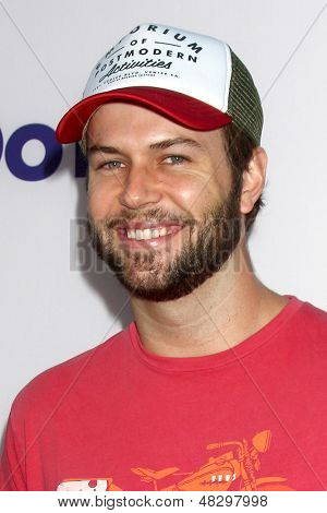 LOS ANGELES - Lug 23: Taran Killam arriva alla Premiere di 