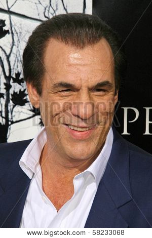 Robert Davi at the World Premiere of 