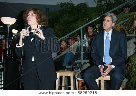 Teresa Heinz Kerry and John Kerry at an instore event to promote the new book 