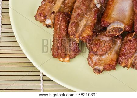 Fried Spareribs With Garlic Pepper