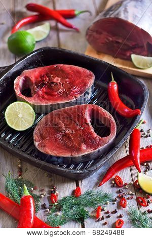 Raw Tuna With Spices
