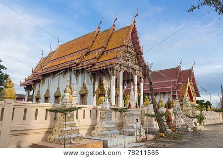 Temple at Wat Lard Sai