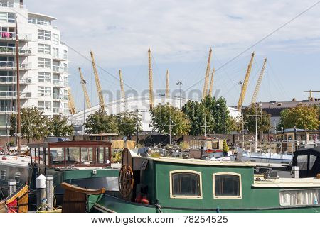 London docklands millennium dome uk
