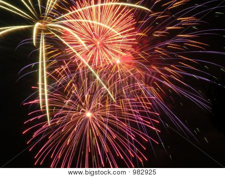 Fuochi d'artificio scoppia 2