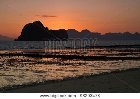 Wonderful Beach At Sunset In Thailand In The Summer