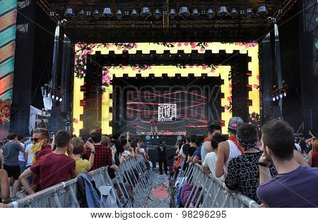 Fatman Scoop Live Concert
