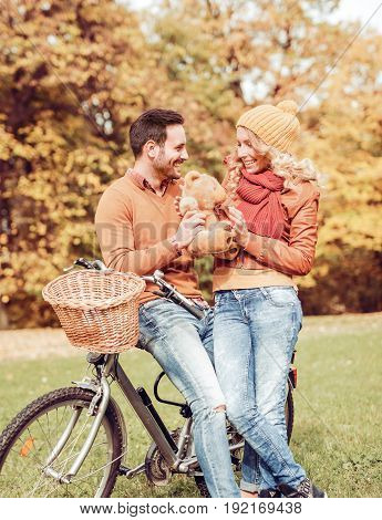 Couple enjoying a autmn day biking in nature