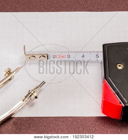 Tools for measuring and plotting roulette with which to measure the length of the width of the height of the distance and the compasses with the lead and needle