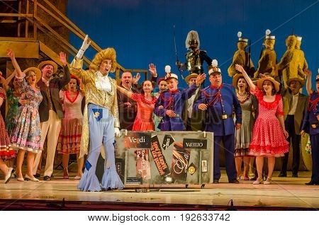 Comic Opera Love Drink