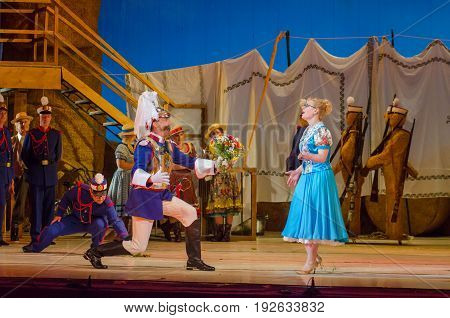 Comic Opera Love Drink