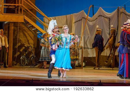Comic Opera Love Drink