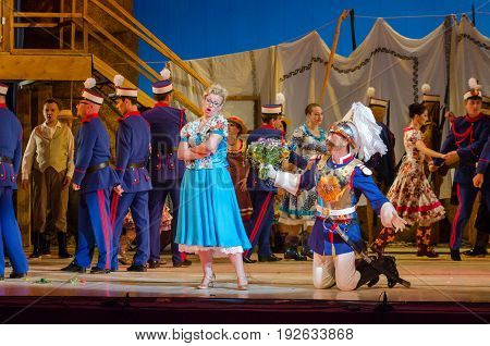 Comic Opera Love Drink