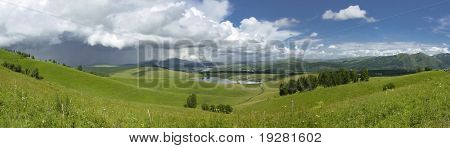 Panorama dal dito del diavolo, vicino al lago di Aya