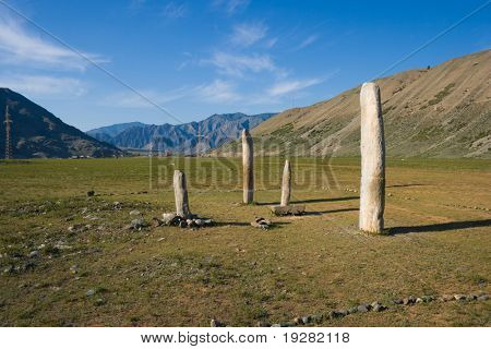 Obelisks อายุหินบนเทือก