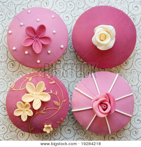 Wedding cupcakes