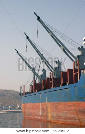 Cargoship10