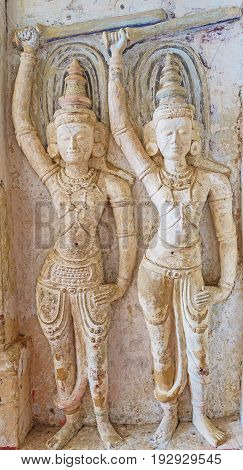 The Guard Statues In Lankathilaka Vihara