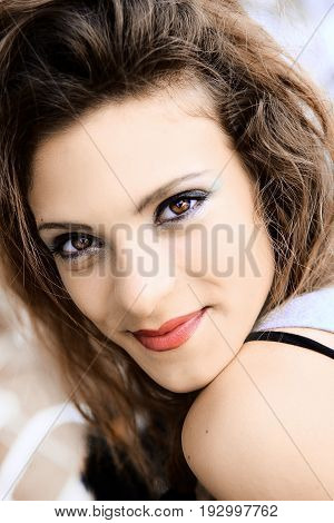 blond girl portrait shoot in a close-up photo