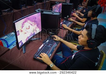Labuan,malaysia-march 29,2019:young People Playing Video Games Dota 2 In Cyber Cafe At Labuan,malays