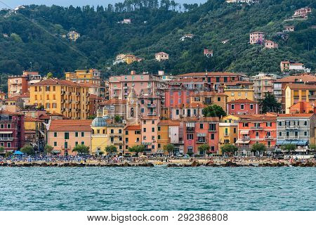 San Terenzo, Lerici, Italy - July 28, 2014: San Terenzo Beach, Crowded With Bathers In A July Evenin