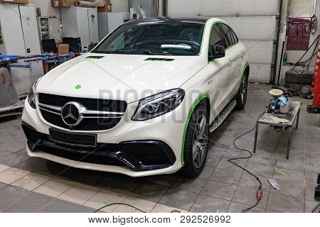 Novosibirsk, Russia - 08.01.18: Front View Of Luxury Very Expensive New White Mercedes-benz Gle Coup