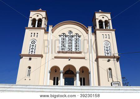Facciata della chiesa greca