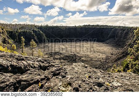 The Hawaii Volcanoes National Park Crater On The Caldera Halemaumau