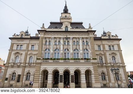 Novi Sad, Serbia - July 1, 2017:  Trg Slobode Square With The City Hall, Or Gradska Kuca, In Novi Sa