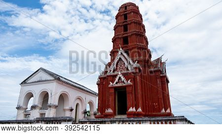 Phra Nakhon Khiri Or Official Called Phra Nakhon Khiri Historical Park It Is An Important And Symbol