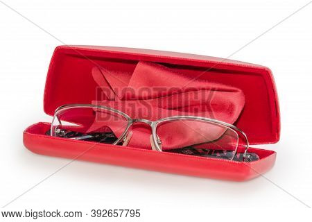 Modern Eyeglasses For Women In Metal Rim In The Open Red Hard Spectacle-case With Red Wipe For Glass
