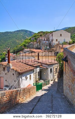 Steegje. Valsinni. Basilicata. Italië.