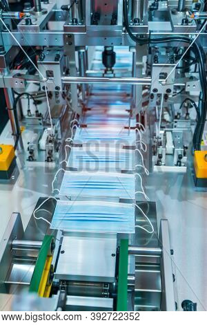 automatic machine for the manufacture of medical masks with nanofiber. Coronavirus and Covid-19 Protection