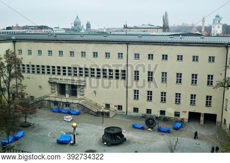 Deutsches Museum Library Or Des Deutsches Museum Bibliothek For German People And Foreign Travelers