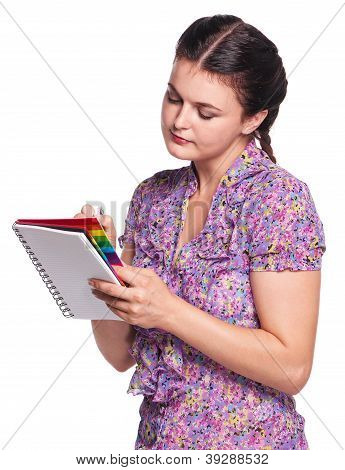 Kvinde med notebook