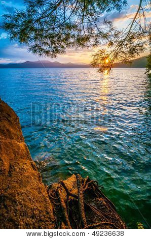 Sunrise Ove Lake