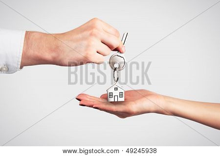 Passing House Keys With Trinket