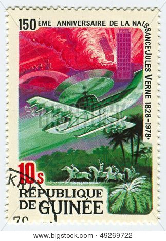 กินี - เซอร์กา 1978: แสตมป์พิมพ์หนูแสดงภาพของนวนิยายชูลส์เวิร์น เซอร์กา 1978