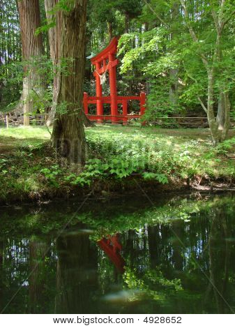Torii på Chuson-ji