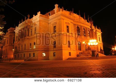 Prag i natt