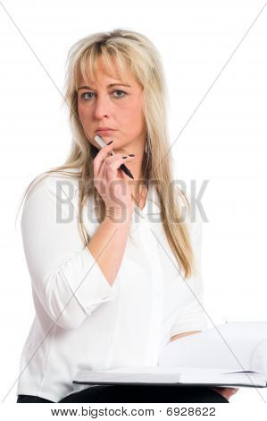 年轻的金发碧眼女商人规划日期