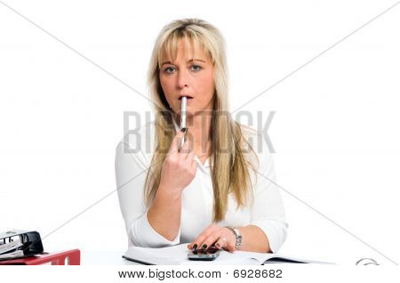 年轻的金发碧眼女商人规划日期