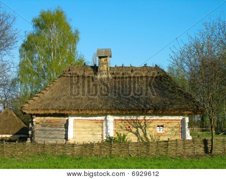 Autêntica casa ucraniana Pirogovo Museu, Kiev, Ucrânia